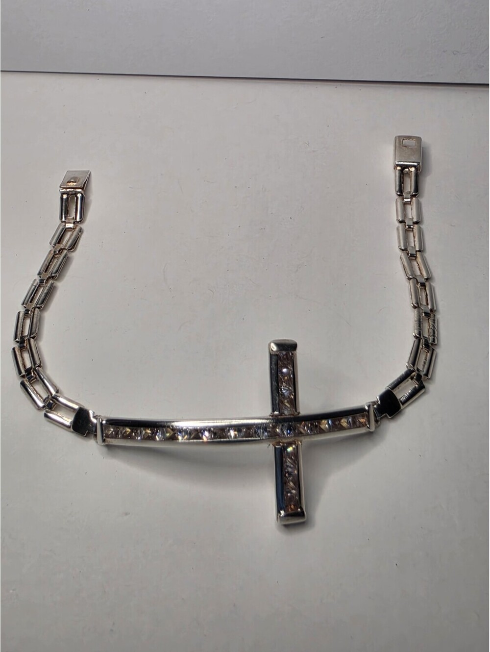 925 Sterling Silver Bracelet with Luminous Zirconia Cross 8"